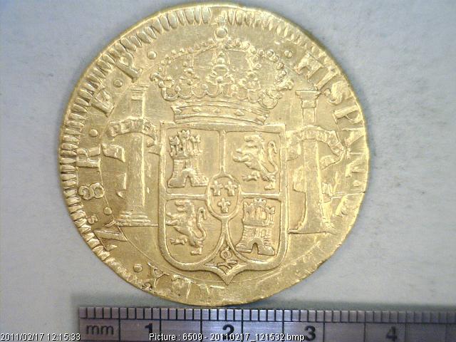 Anónimo, <i>Moneda de oro Realista,</i> 2020, fotografía. Disponible en https://www.banxico.org.mx/ColeccionNumismatica/Consultas?execution=e1s2